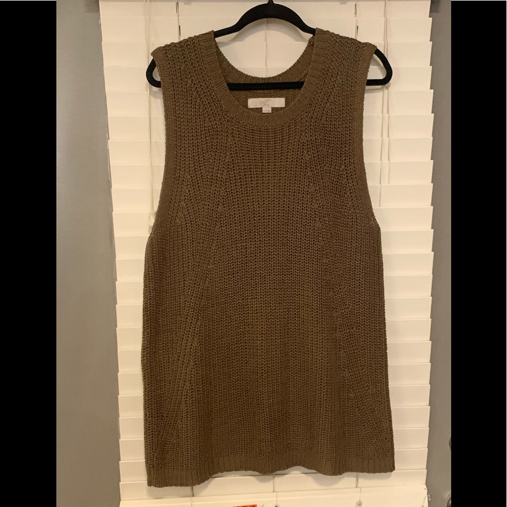 Beautiful Brown Sweater Sleeveless Tank!!